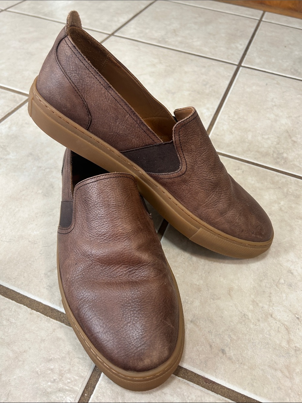 Warfield & Grand Chestnut Brown Leather Slip-On Loafers